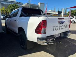 2019 Toyota
Hilux SR5