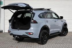 2025 Isuzu
MU-X X-TERRAIN