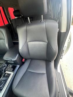 2021 Toyota
Landcruiser Prado VX