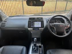 2021 Toyota
Landcruiser Prado VX
