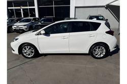 2015 Toyota
                Corolla Ascent Sport