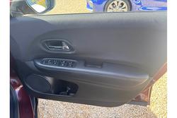 2015 Honda
HR-V VTi
