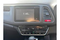 2015 Honda
HR-V VTi