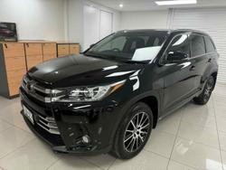 2017 Toyota
Kluger Grande