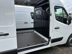 2024 Renault
Master Pro 110kW