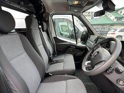 2024 Renault
Master Pro 110kW