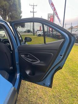 2022 Toyota
Yaris Cross GXL