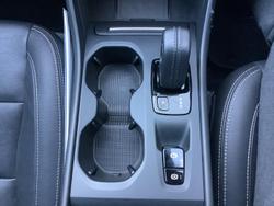 2021 Volvo
                XC40 T4 Momentum
