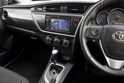 2014 Toyota
Corolla Ascent Sport