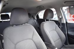 2013 Kia
Rio Si