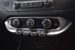 2013 Kia
Rio Si