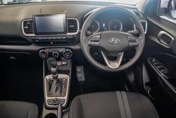 2022 Hyundai
Venue