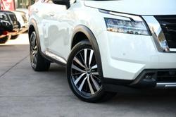 2024 Nissan
                Pathfinder Ti