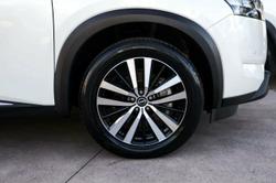 2024 Nissan Pathfinder Ti