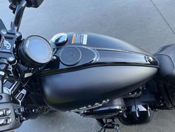 2023 Indian SPORT CHIEF CRUISER STEALTH GRAY
