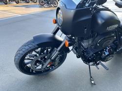 2023 Indian SPORT CHIEF CRUISER STEALTH GRAY
