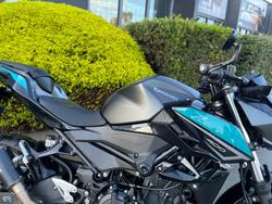 2022 Kawasaki Z400 Grey