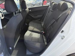 2015 Kia
Cerato S