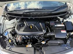 2015 Kia
Cerato S