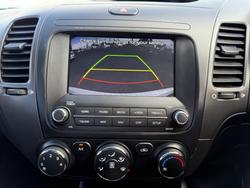 2015 Kia
Cerato S