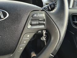 2015 Kia
Cerato S
