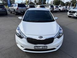 2015 Kia
Cerato S