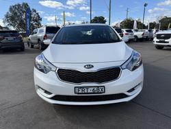 2015 Kia
Cerato S