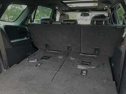 2022 Ford
Everest Titanium