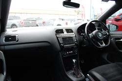 2015 Volkswagen
                Polo GTI