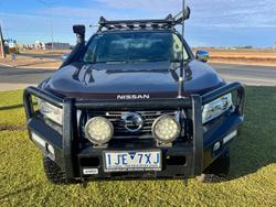 2017 Nissan
Navara ST