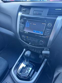 2017 Nissan
Navara ST