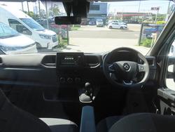2025 Renault
Master Pro 110kW