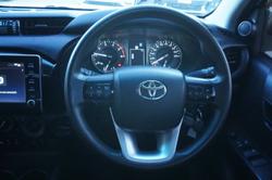 2021 Toyota
Hilux SR