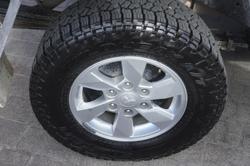 2022 Mitsubishi
Triton GLX+