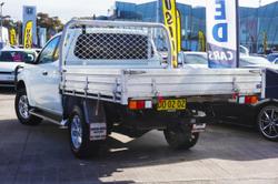 2022 Mitsubishi
Triton GLX+