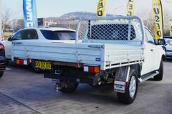 2022 Mitsubishi
Triton GLX+