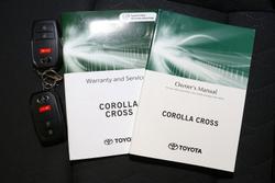 2023 Toyota
Corolla Cross GX