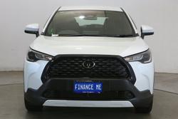 2023 Toyota
Corolla Cross GX