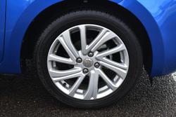 2023 Suzuki
Swift GL