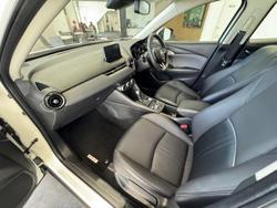 2019 Mazda
CX-3 sTouring