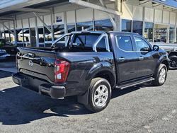 2025 NISSAN D23 ST NAVARA 4X4 2.3 DSL AUTO DC ST BLACK STAR