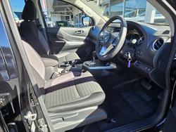 2025 NISSAN D23 ST NAVARA 4X4 2.3 DSL AUTO DC ST BLACK STAR