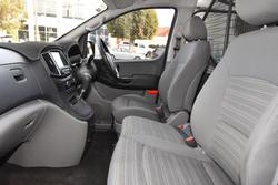2020 Hyundai
                iLoad 