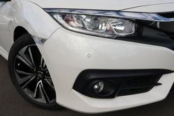 2018 Honda
                Civic VTi-L