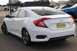2018 Honda
                Civic VTi-L