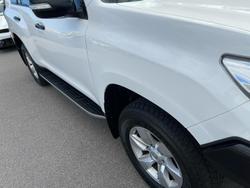 2022 Toyota
Landcruiser Prado GX