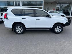 2022 Toyota
Landcruiser Prado GX