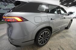 2025 Jaecoo J8 Track