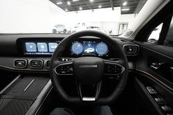 2025 Jaecoo J8 Track