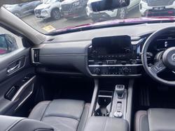 2024 Nissan Pathfinder Ti-L R53 MY24 4X4 On Demand Scarlet Ember/Super Black